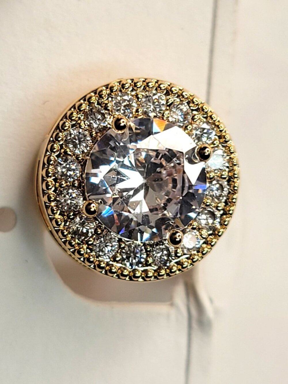 Womens Crystal Clip On Earrings Elegant Glitter Mini Earrings NEW - Picture 2 of 13